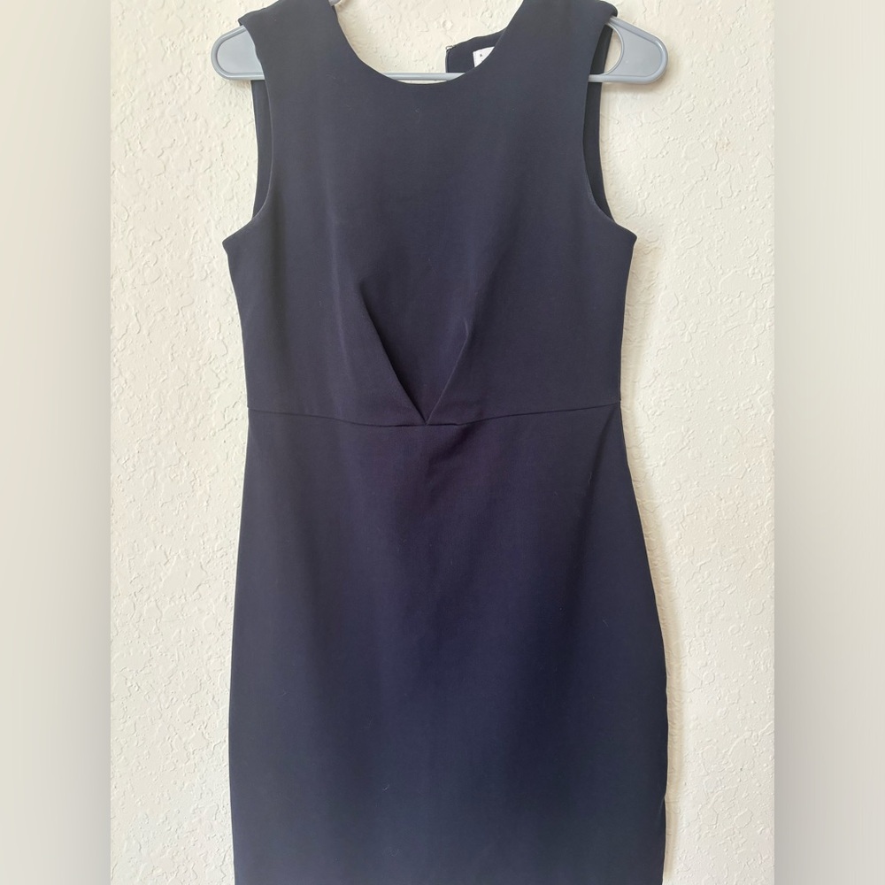 Size 4 women’s pencil dress